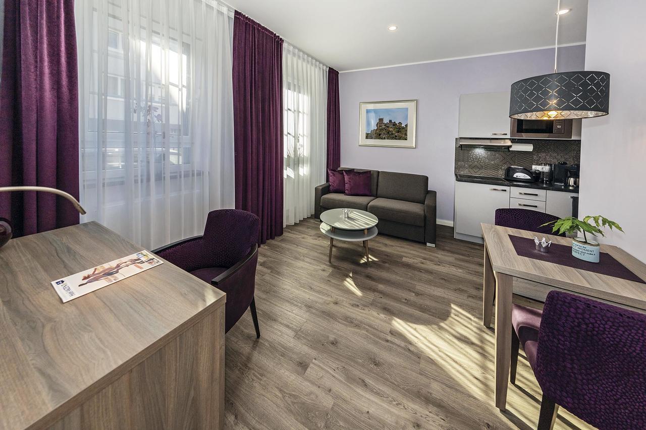 Apartmenthaus Burgenheimat In Rhens Bei Koblenz المظهر الخارجي الصورة